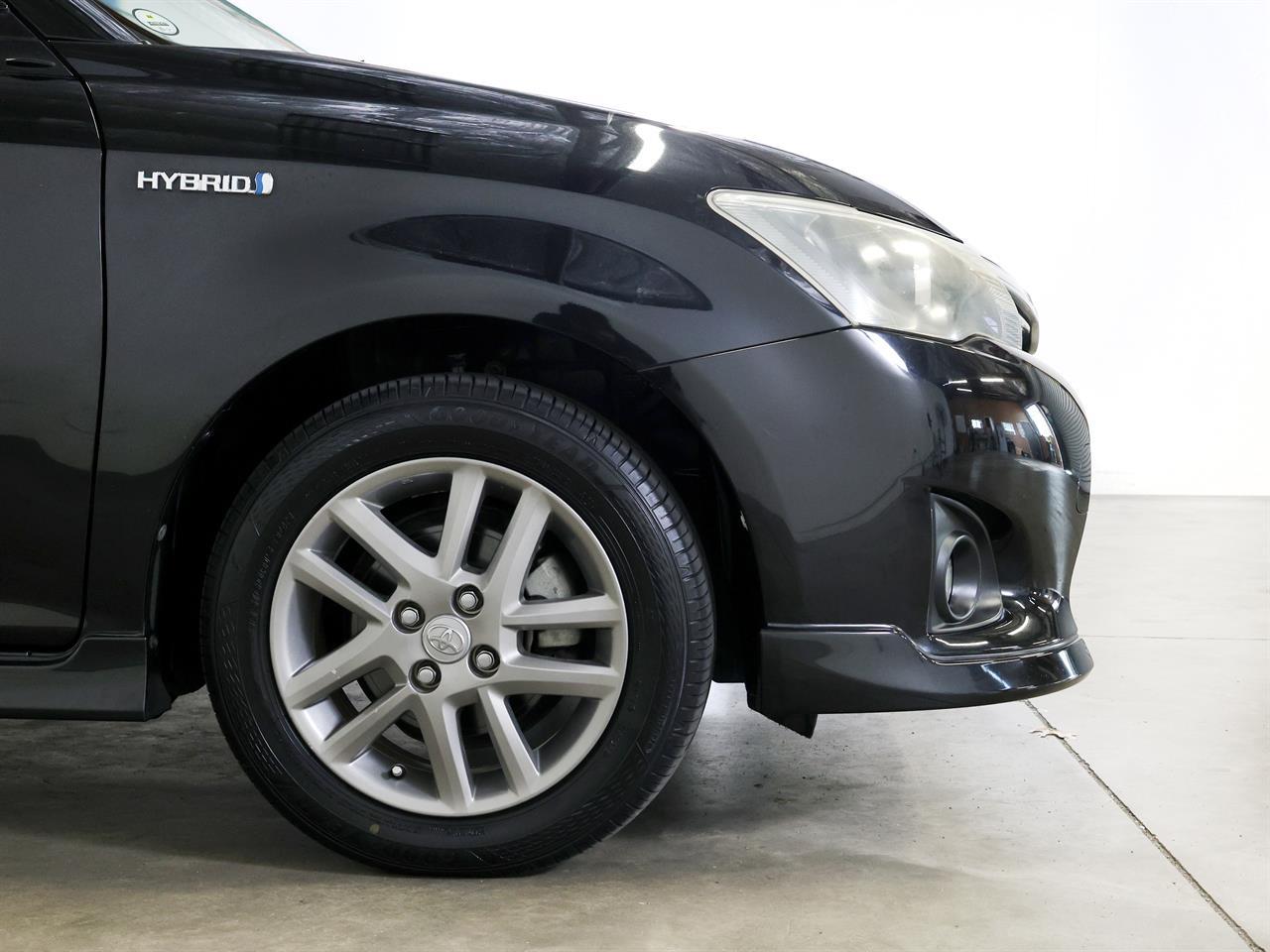 image-8, 2013 Toyota Corolla Fielder Hybrid G 'Aero Tourer' at Christchurch