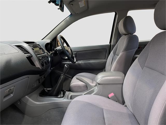 image-14, 2006 Toyota Hilux Double Cab at Dunedin
