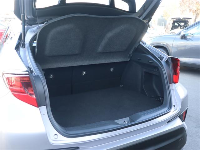 image-18, 2023 Toyota C-HR Limited 1.8 Hybrid at Christchurch