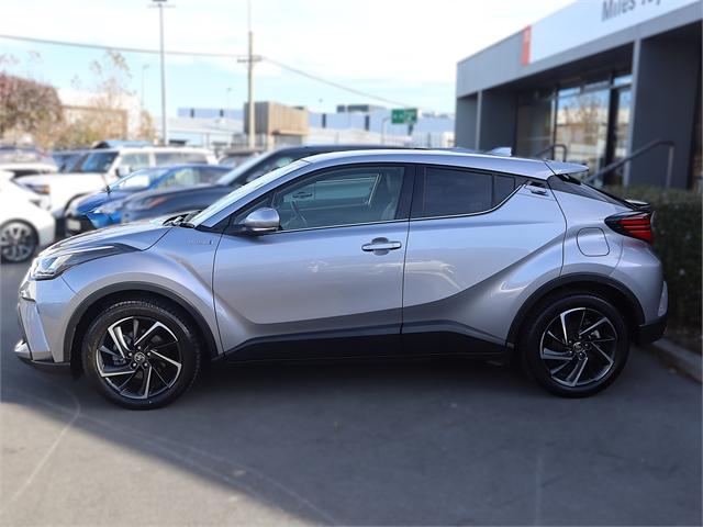 image-4, 2023 Toyota C-HR Limited 1.8 Hybrid at Christchurch