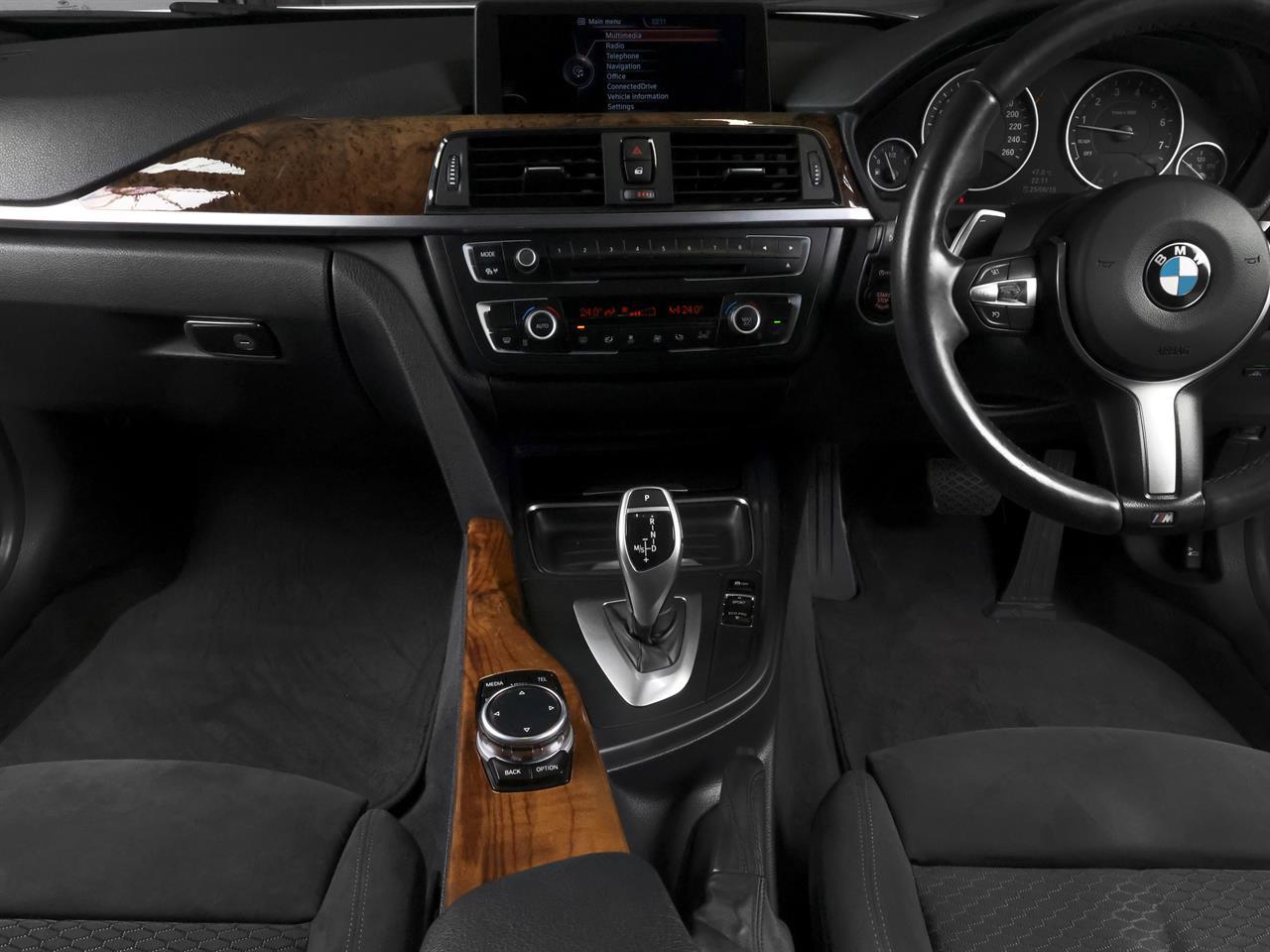 image-9, 2014 BMW 320I M-Sport at Christchurch