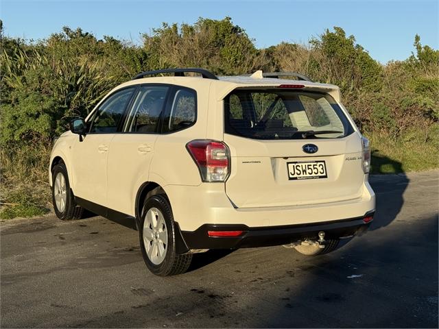 image-4, 2016 Subaru Forester 2.5i 4WD at Dunedin