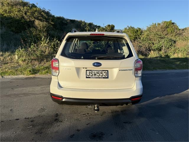 image-5, 2016 Subaru Forester 2.5i 4WD at Dunedin