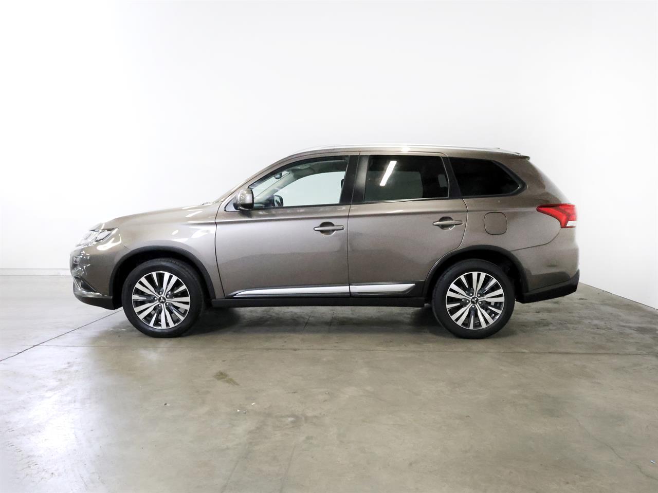 image-4, 2022 Mitsubishi Outlander LS 'NZ New' 7-Seater at Christchurch