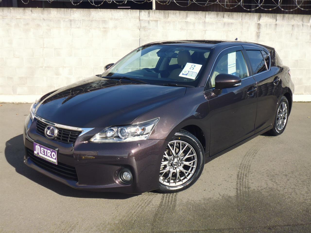 image-0, 2013 Lexus CT 200h at Christchurch