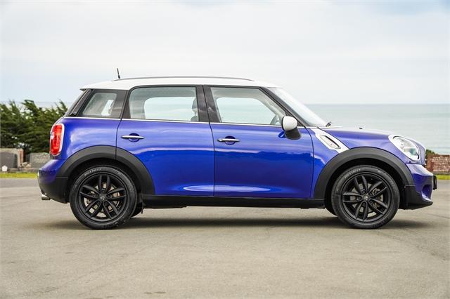 image-1, 2014 MINI Cooper D Crossover at Dunedin