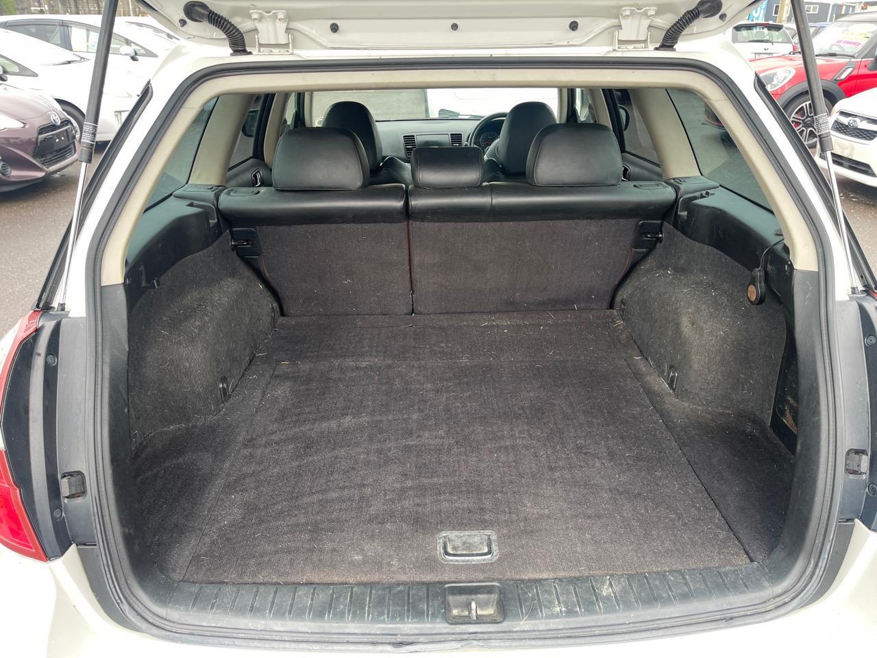 image-7, 2009 Subaru LEGACY WAG 2.5I AUT LUX at Greymouth
