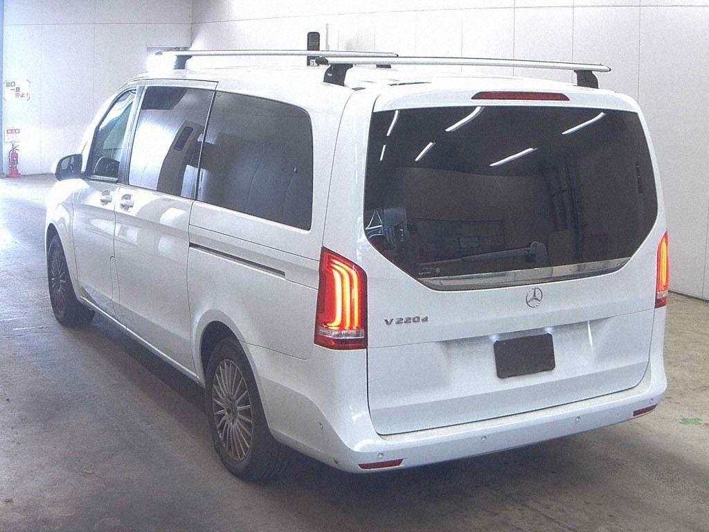 image-2, 2019 MercedesBenz V 220 d Avantgarde 'Long' 7-Seat at Christchurch