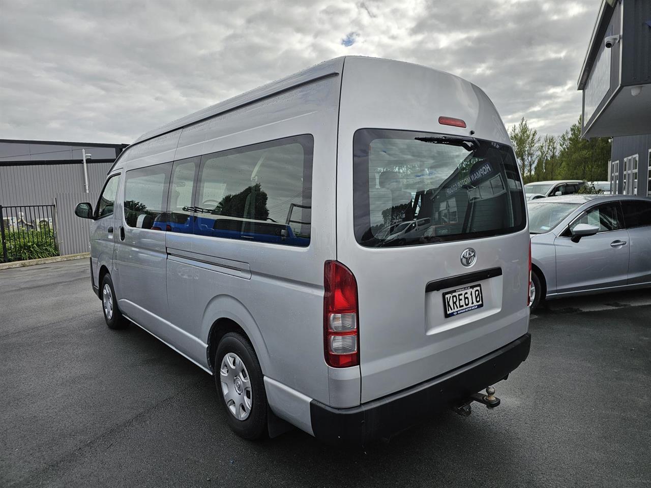 image-3, 2017 Toyota Hiace Minibus TD 3.0DT/4AT at Waimakariri