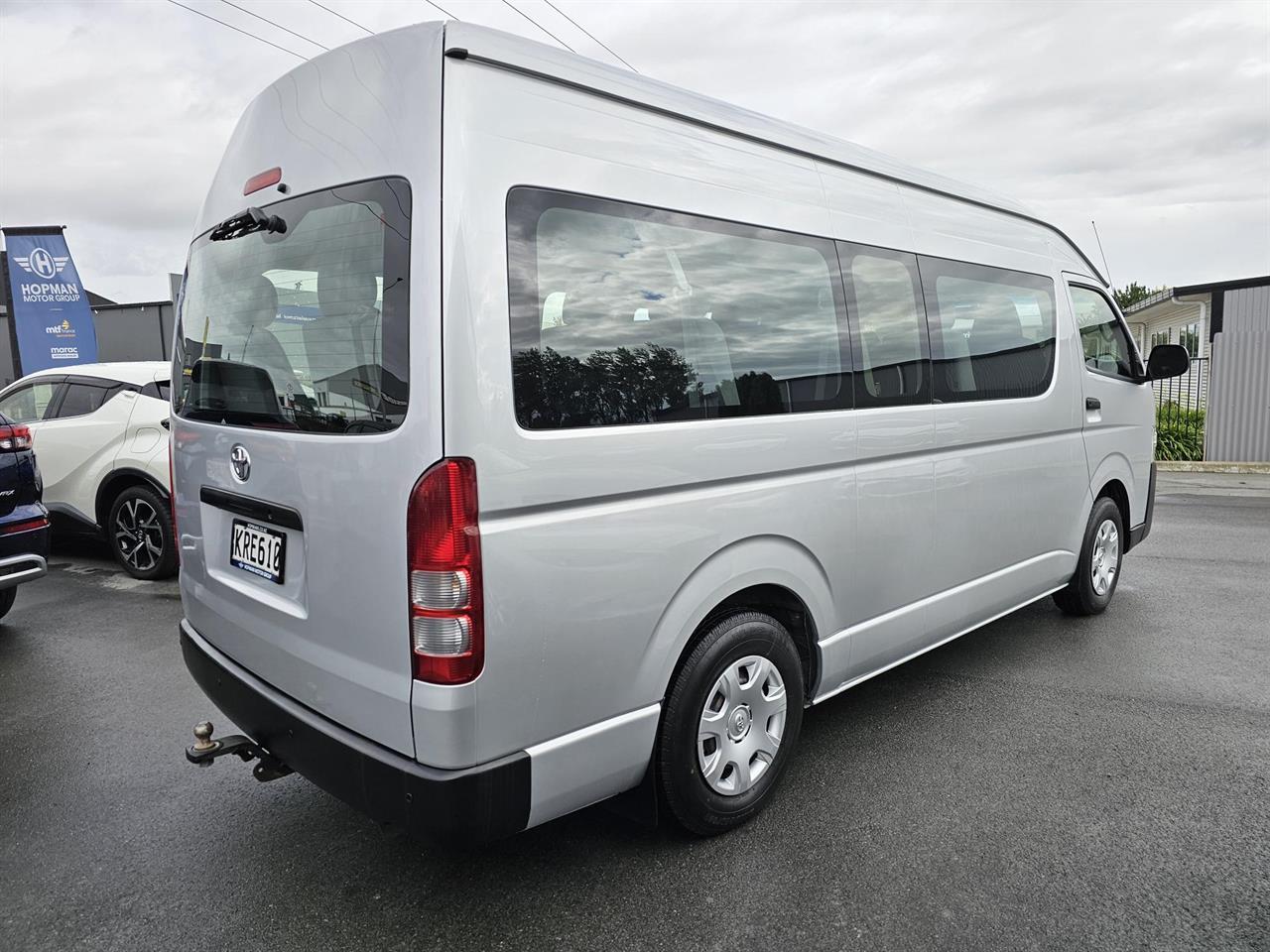 image-2, 2017 Toyota Hiace Minibus TD 3.0DT/4AT at Waimakariri