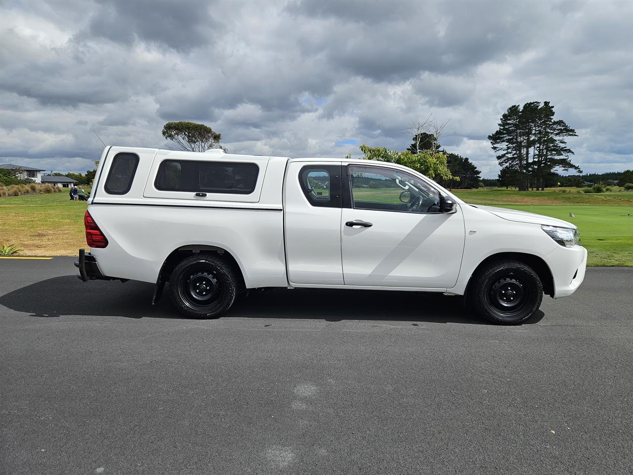 image-5, 2018 Toyota Hilux S TD EC 2.8D/5MT/UT at Christchurch