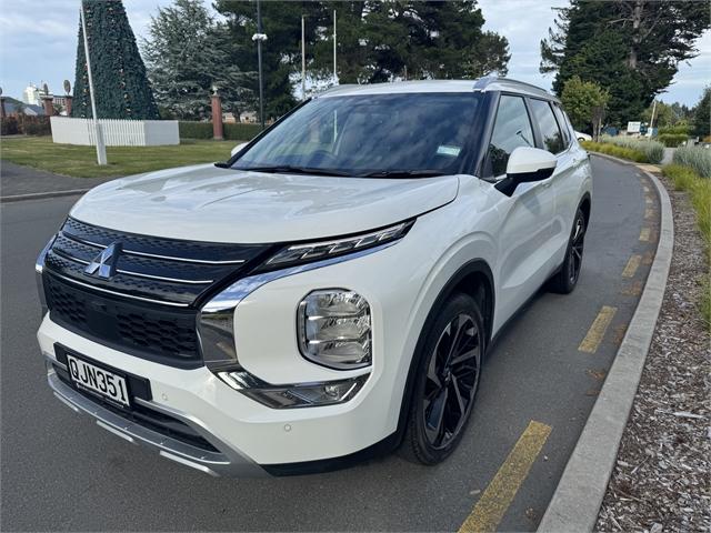 image-1, 2024 Mitsubishi Outlander XLS 4WD 7 SEAT at Invercargill