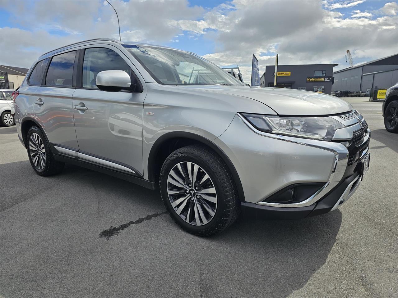 image-1, 2021 Mitsubishi Outlander LS 2.4P/4WD/CVT at Waimakariri