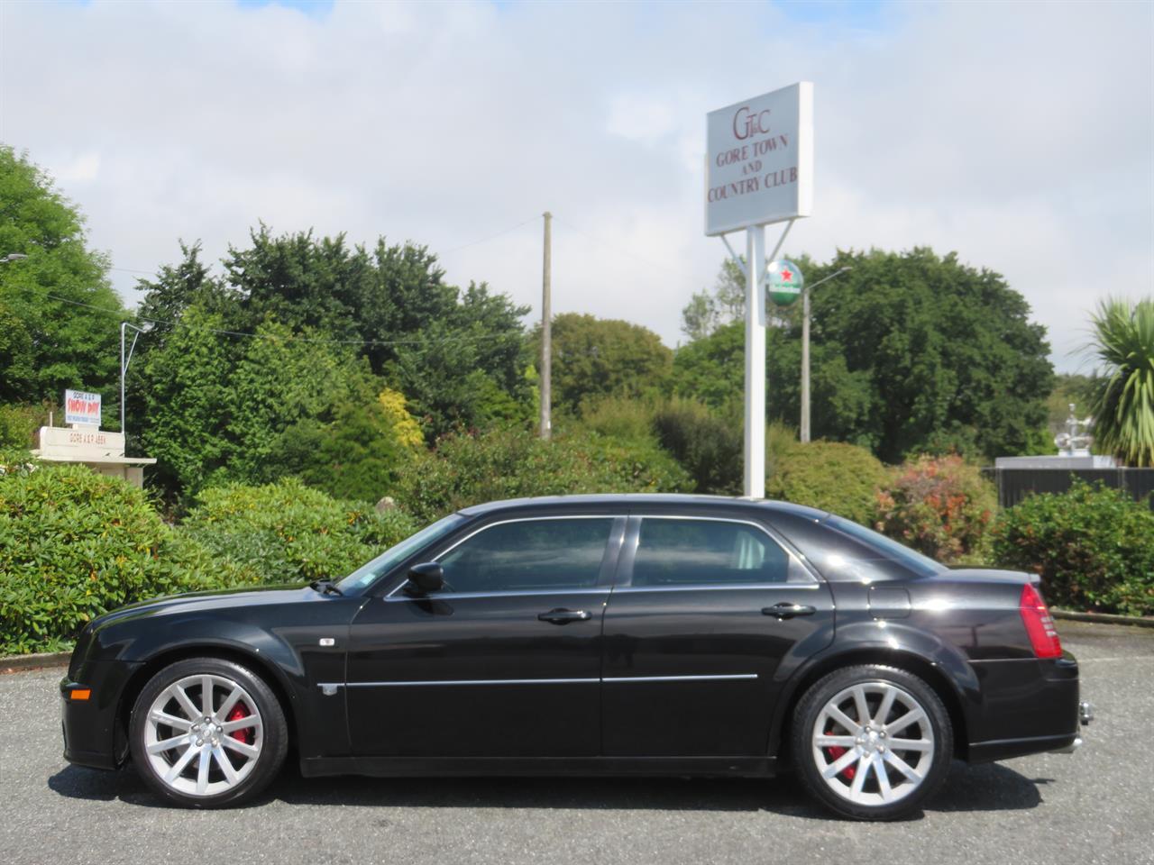 image-8, 2007 Chrysler 300 SRT V8 at Gore