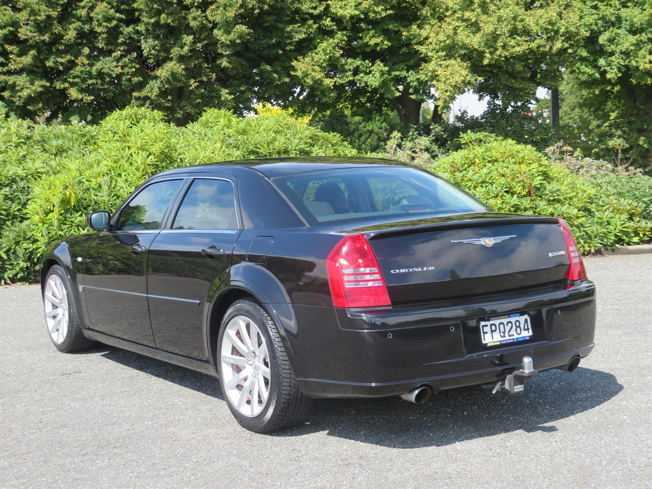 image-7, 2007 Chrysler 300 SRT V8 at Gore