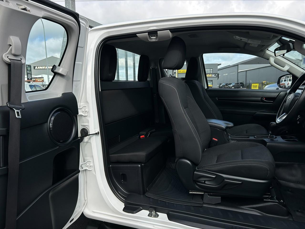 image-7, 2024 Toyota Hilux SR TD EC 2.8DT at Waimakariri