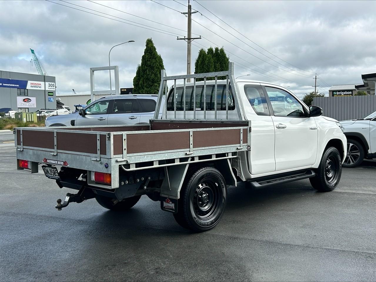 image-2, 2024 Toyota Hilux SR TD EC 2.8DT at Waimakariri