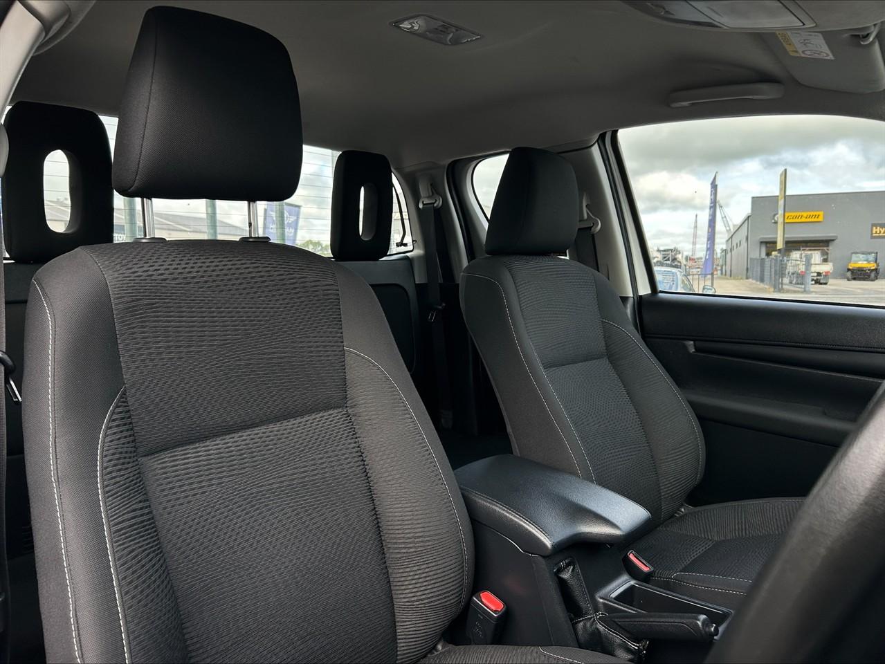 image-13, 2024 Toyota Hilux SR TD EC 2.8DT at Waimakariri