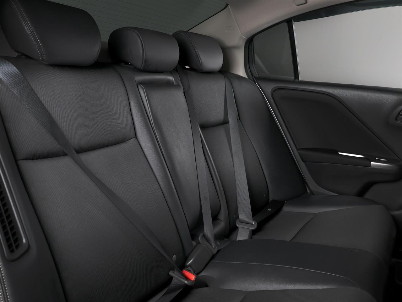 image-18, 2015 Honda Grace 1.5lt Hybrid 'EX' at Christchurch