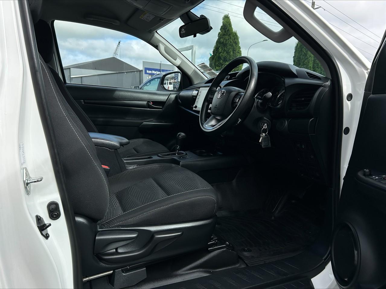 image-6, 2024 Toyota Hilux SR TD EC 2.8DT at Waimakariri