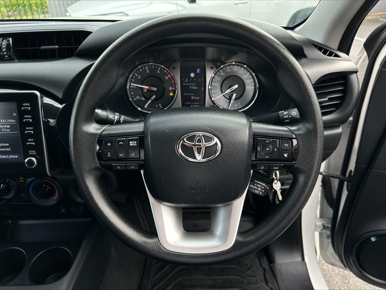 image-9, 2024 Toyota Hilux SR TD EC 2.8DT at Waimakariri