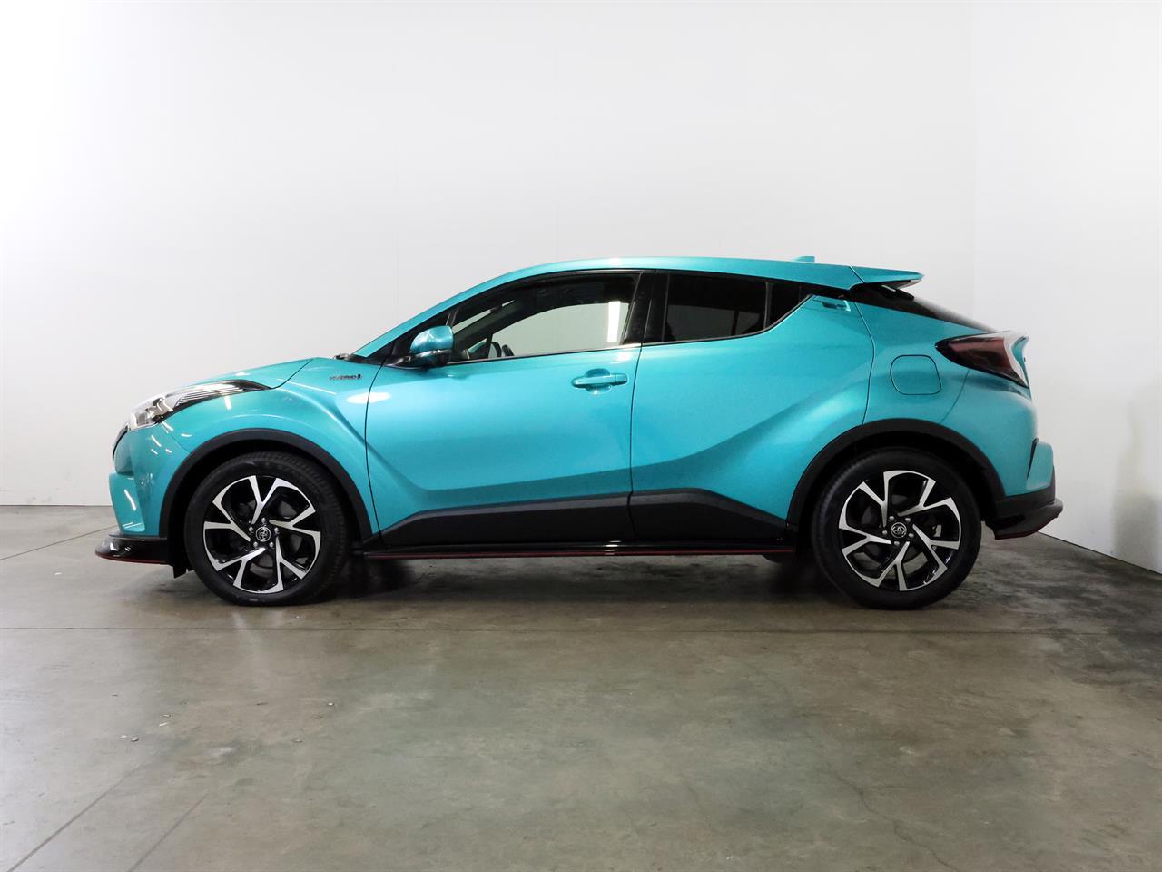 image-4, 2017 Toyota C-HR Hybrid G-Package at Christchurch