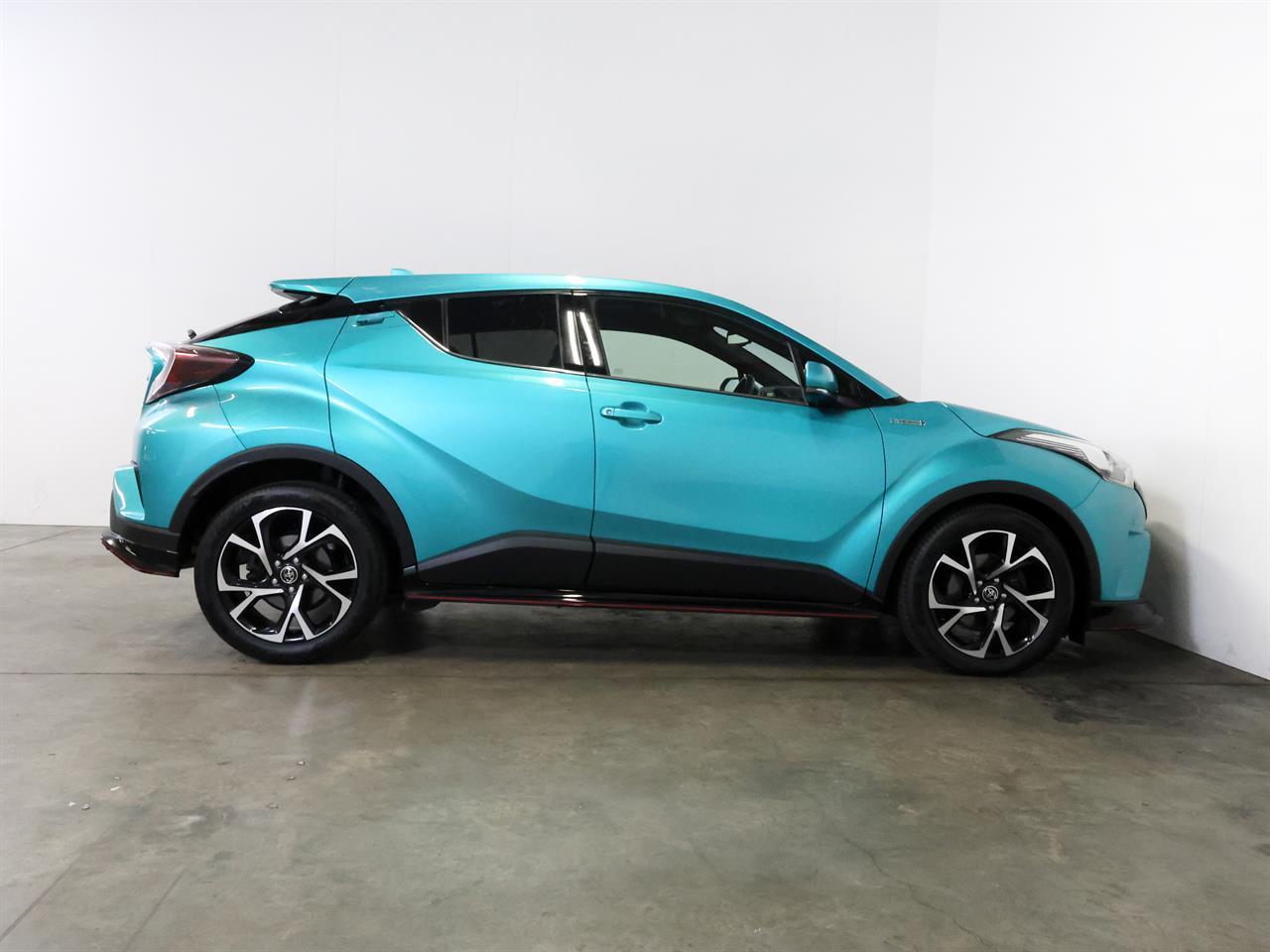 image-9, 2017 Toyota C-HR Hybrid G-Package at Christchurch