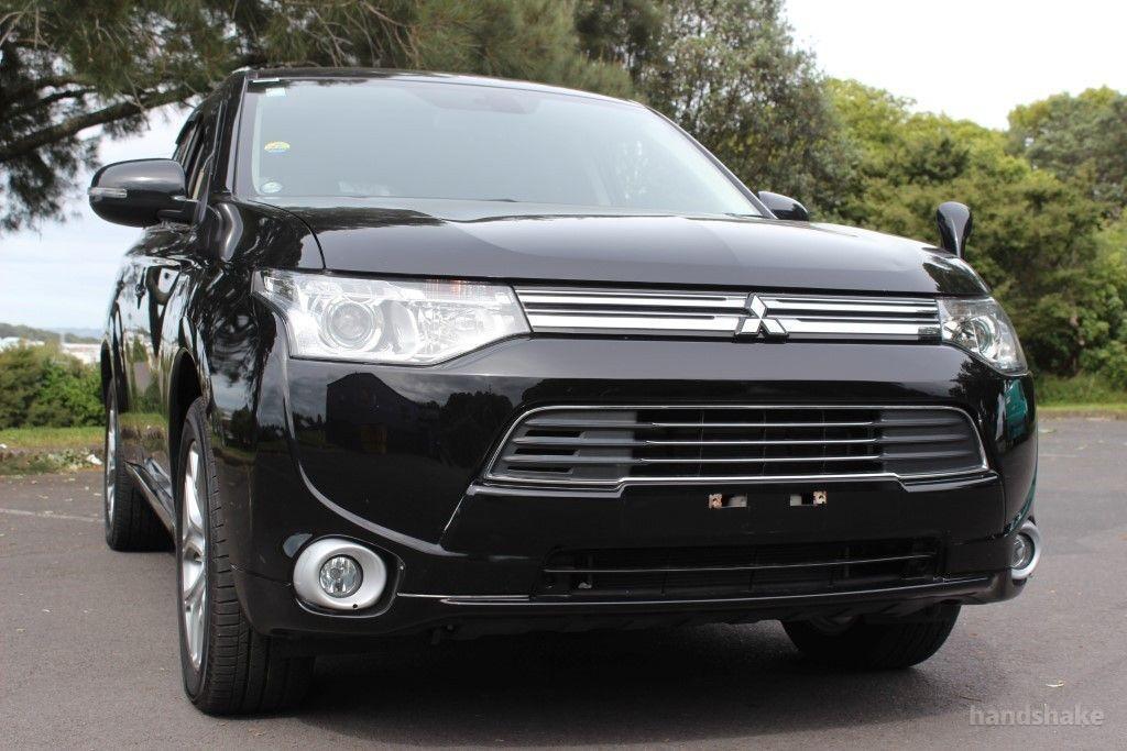 2013 Mitsubishi Outlander PHEV * NZ Maps / 34kms * on handshake