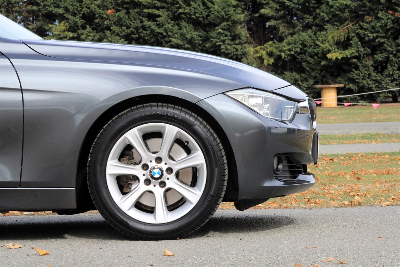 image-7, 2013 BMW 328I at Christchurch