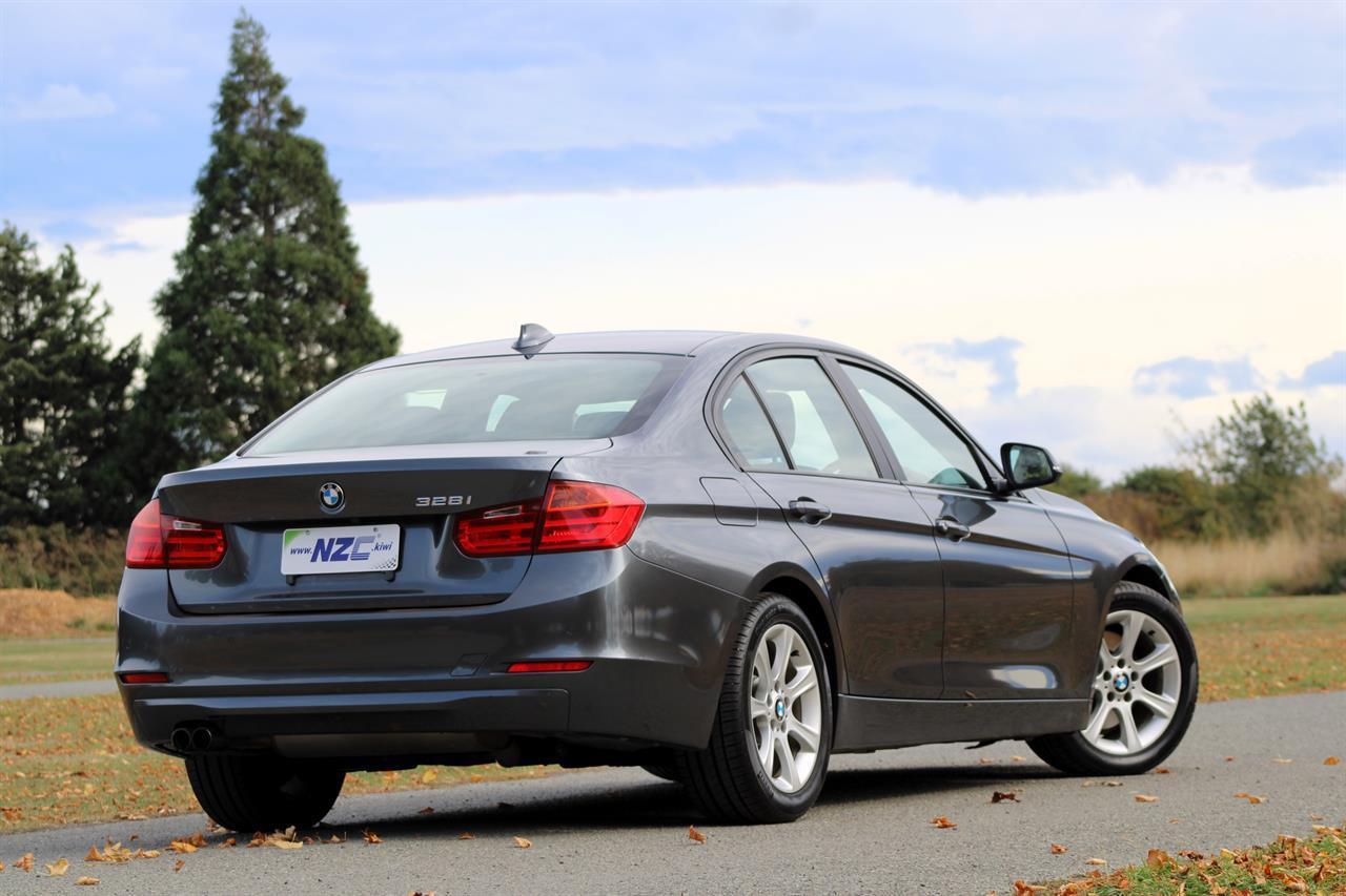 image-5, 2013 BMW 328I at Christchurch