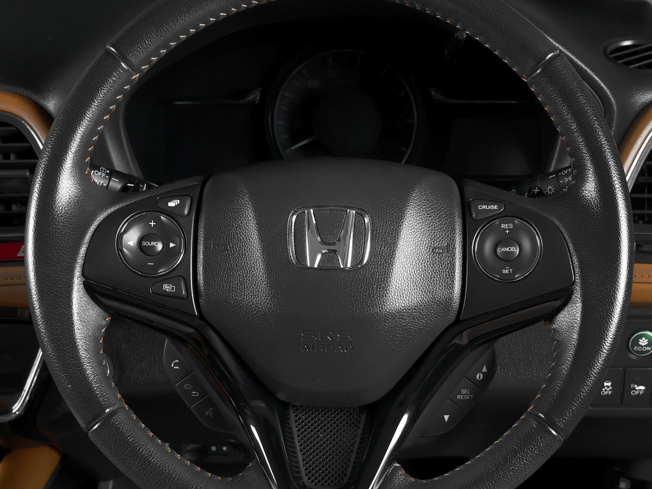 image-11, 2015 Honda Vezel Hybrid Z-Edition at Christchurch