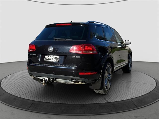 image-6, 2014 Volkswagen Touareg TDI 250kW at Queenstown-Lakes