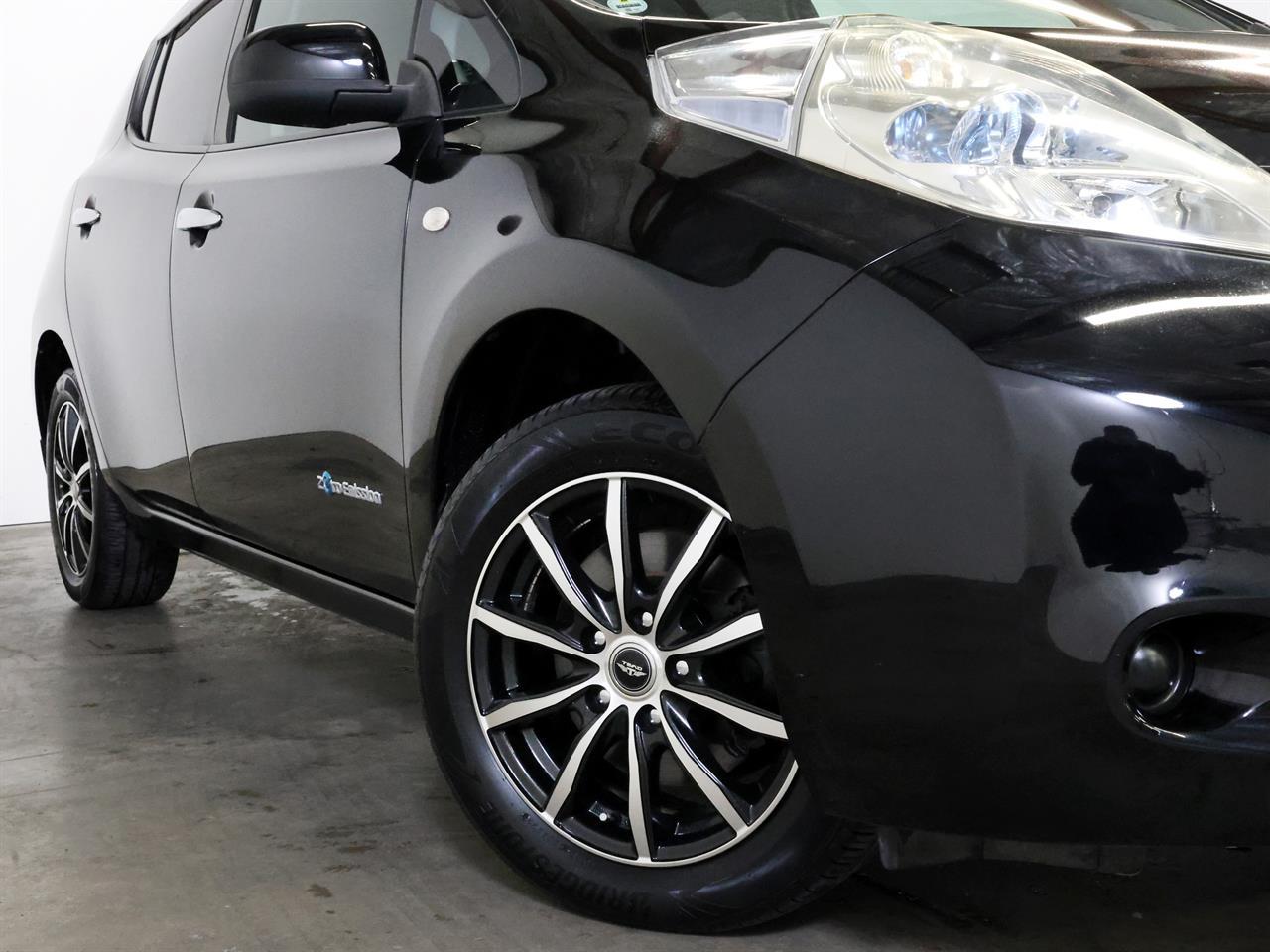 image-8, 2014 Nissan Leaf 24X at Christchurch