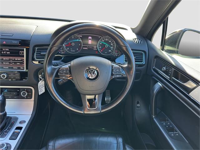 image-8, 2014 Volkswagen Touareg TDI 250kW at Queenstown-Lakes
