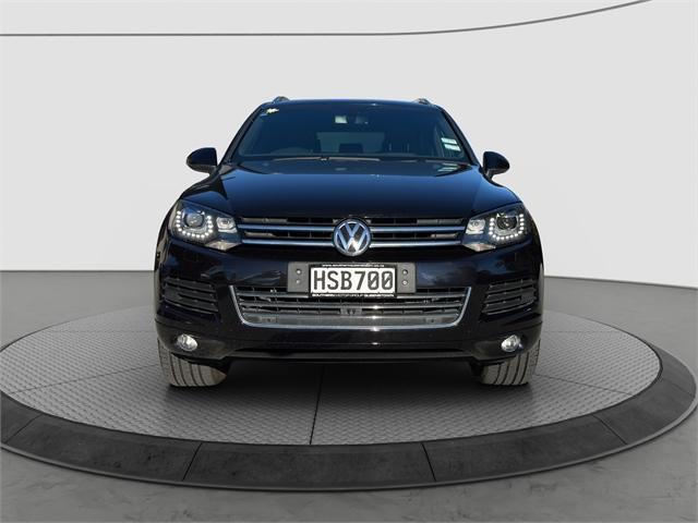 image-1, 2014 Volkswagen Touareg TDI 250kW at Queenstown-Lakes