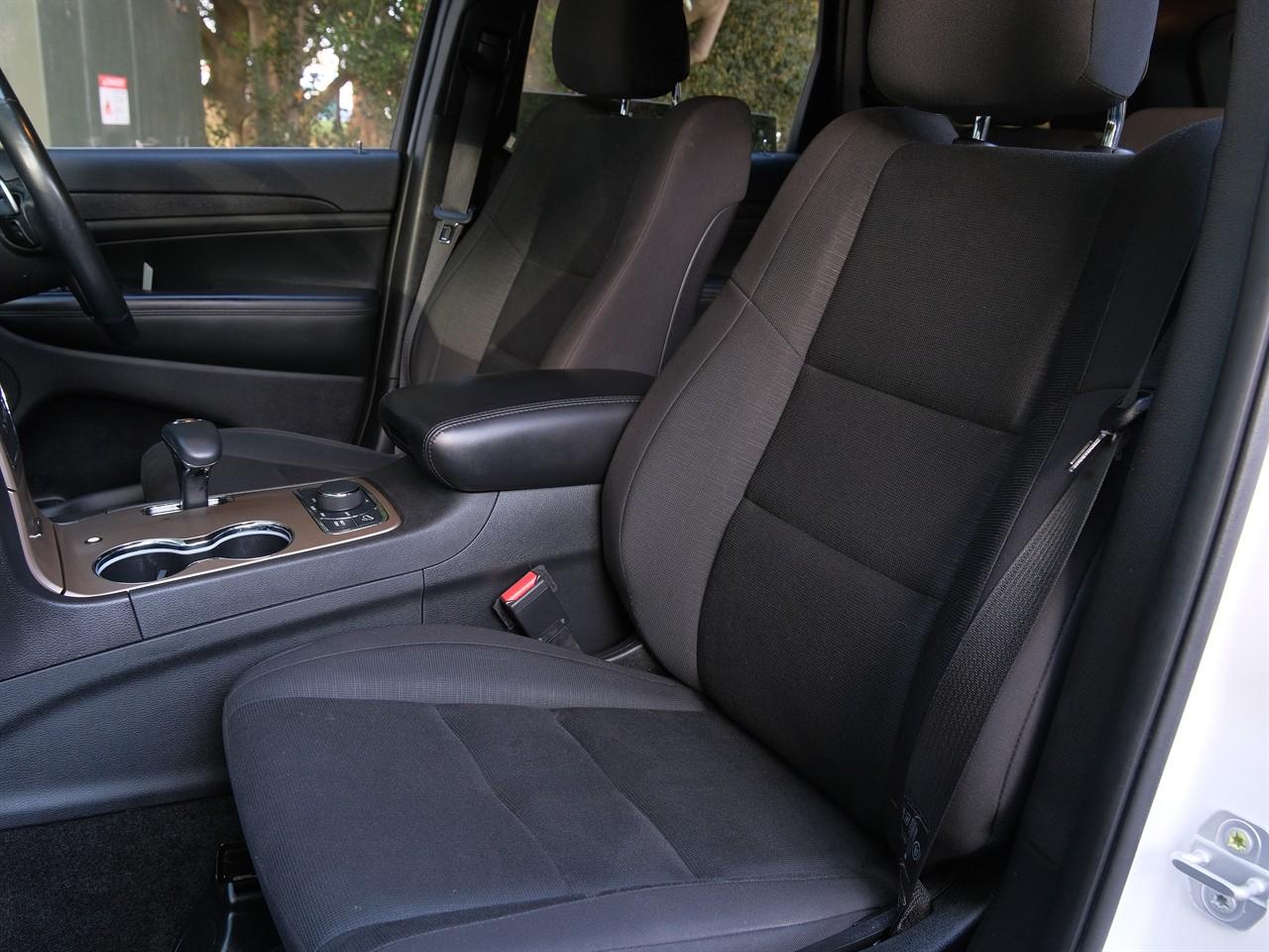 image-17, 2016 Jeep Grand Cherokee 3.6P 4WD Laredo 'Facelift at Christchurch