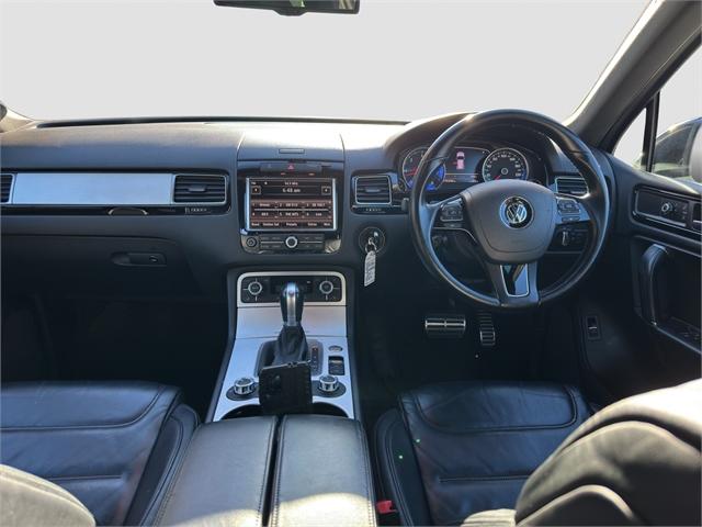image-11, 2014 Volkswagen Touareg TDI 250kW at Queenstown-Lakes