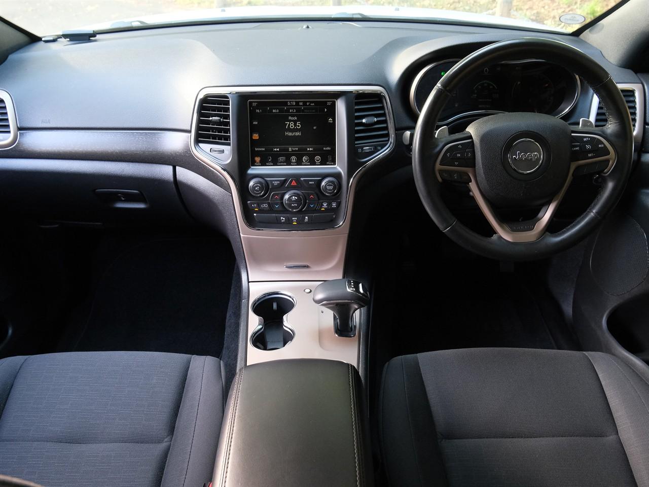 image-10, 2016 Jeep Grand Cherokee 3.6P 4WD Laredo 'Facelift at Christchurch