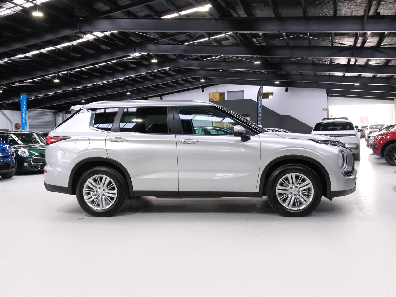 image-9, 2023 Mitsubishi Outlander LS 2.5lt 4WD 'NZ New' at Christchurch