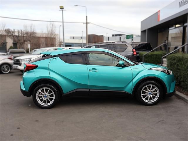 image-7, 2017 Toyota C-HR S 1.8 Hybrid SUV at Christchurch