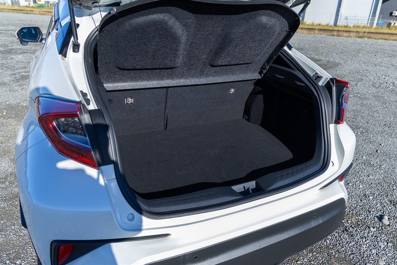 image-7, 2019 Toyota C-HR (CHR) Hybrid G Mode Nero at Christchurch