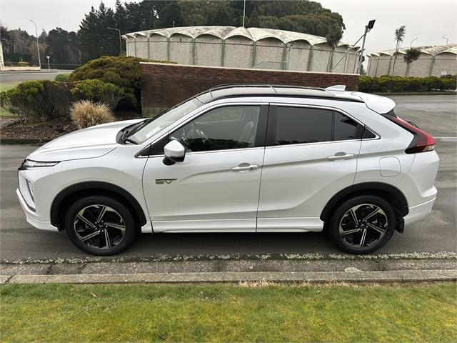 image-2, 2021 Mitsubishi Eclipse Cross PHEV VRX 4WD at Invercargill