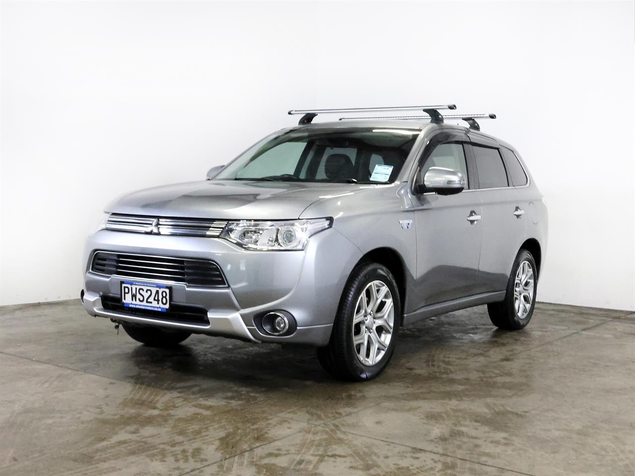 image-3, 2015 Mitsubishi Outlander PHEV 4WD G at Christchurch