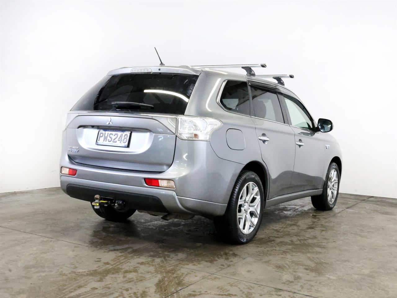 image-7, 2015 Mitsubishi Outlander PHEV 4WD G at Christchurch