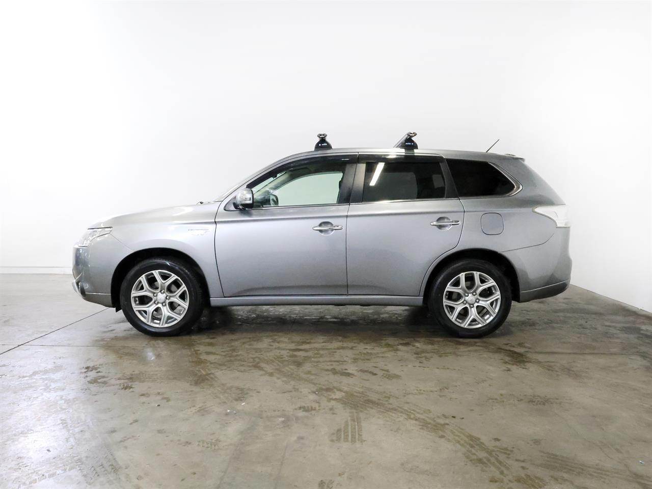image-4, 2015 Mitsubishi Outlander PHEV 4WD G at Christchurch