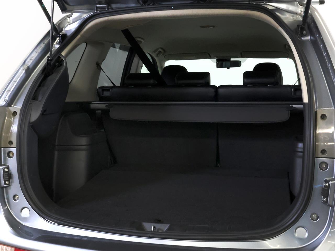 image-19, 2015 Mitsubishi Outlander PHEV 4WD G at Christchurch