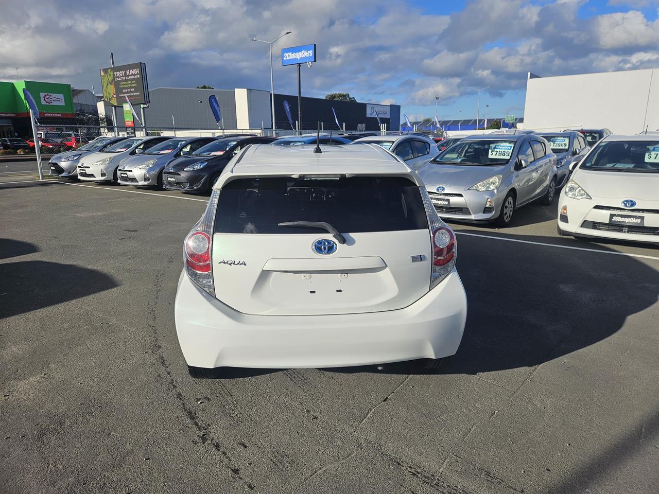 image-17, 2014 Toyota Aqua Hybrid at Christchurch