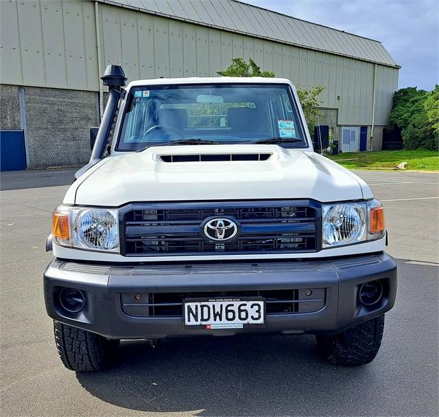 image-1, 2020 Toyota Land Cruiser 70 LT V8 Double Cab at Dunedin