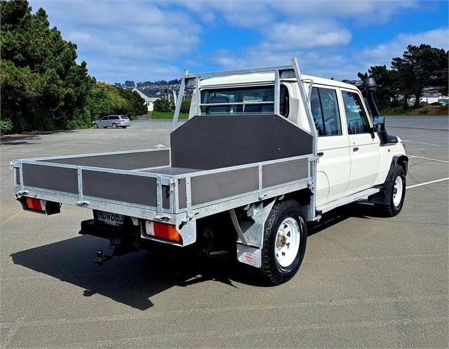 image-5, 2020 Toyota Land Cruiser 70 LT V8 Double Cab at Dunedin