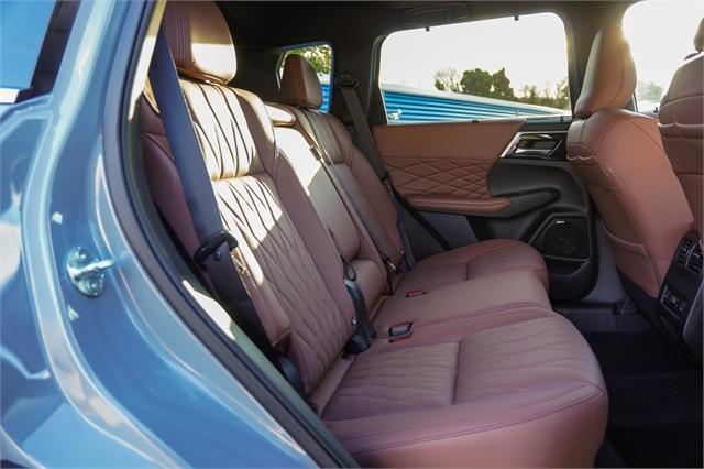 image-16, 2025 Mitsubishi Outlander 2.5 Exceed 4x4 facelift at Dunedin